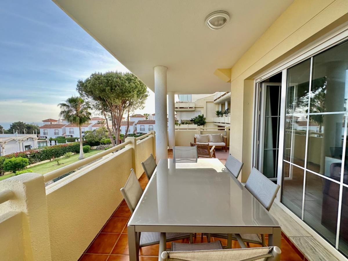 Seaview And Big Terrace Cabopino Apartment มาร์เบยา ภายนอก รูปภาพ
