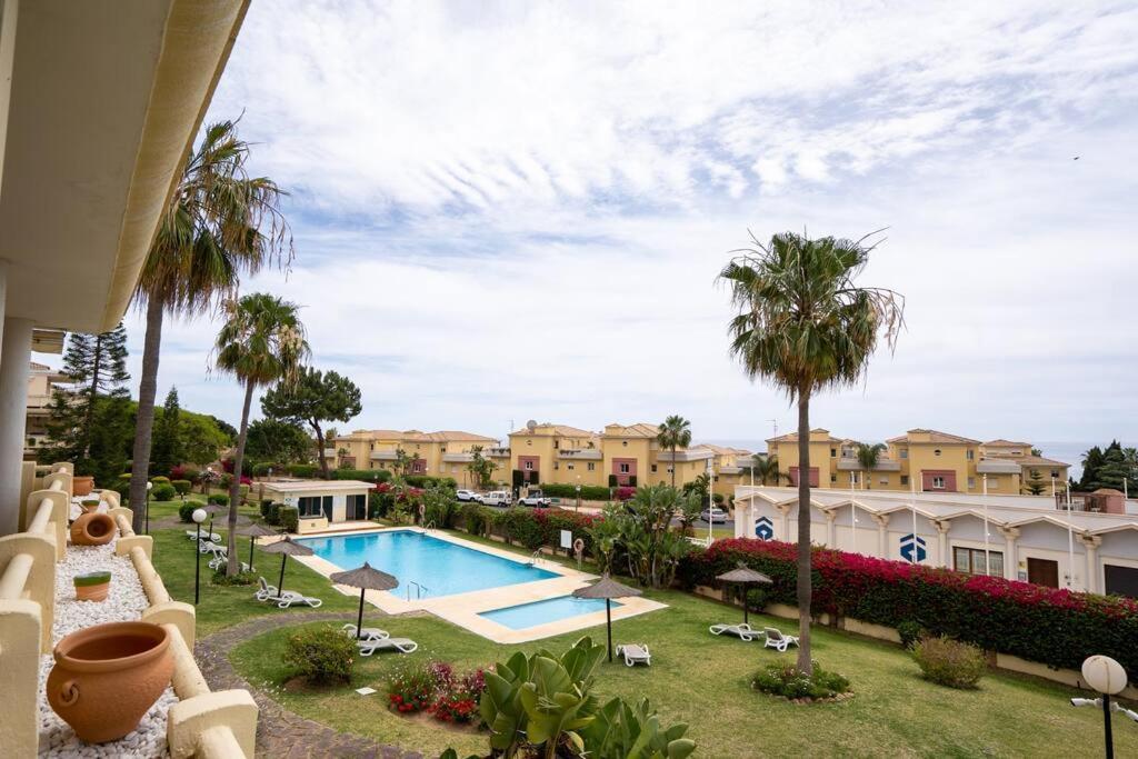Seaview And Big Terrace Cabopino Apartment มาร์เบยา ภายนอก รูปภาพ